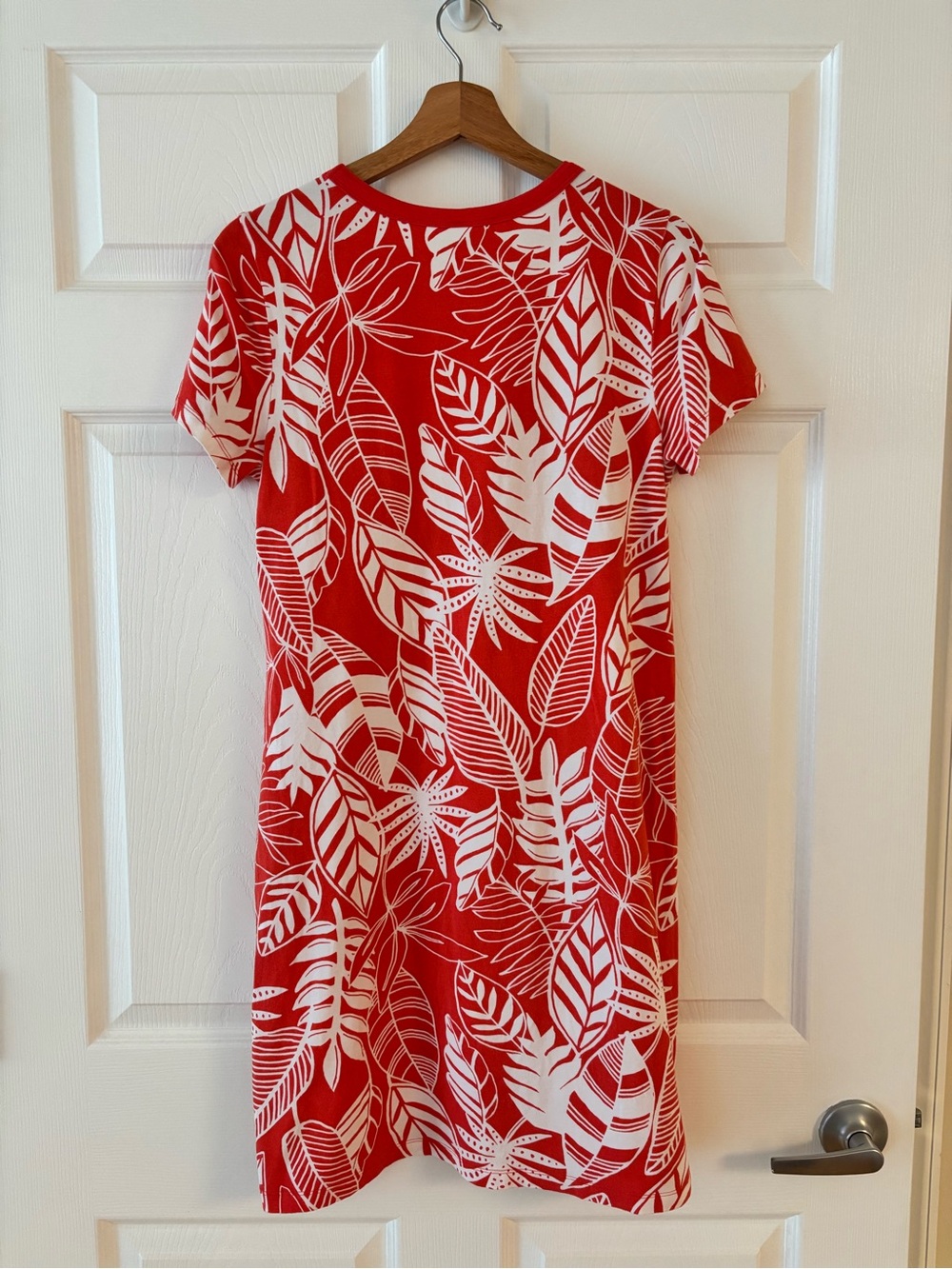 Old Navy Red and White Tropical Print Tee Dress
